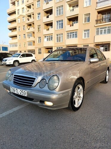 Mercedes E 240 2000, 492,798 km - 2.4 l - Bakı