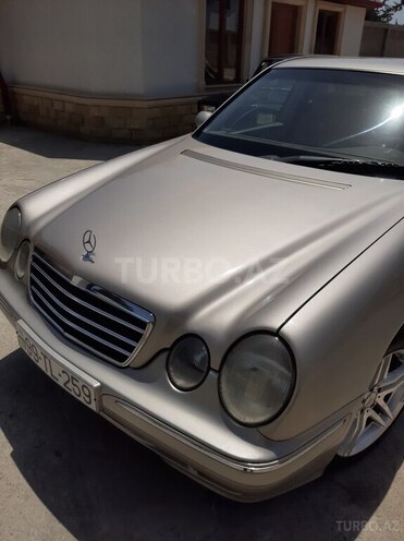 Mercedes E 240 2000, 492,798 km - 2.4 l - Bakı