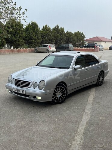 Mercedes E 240 2000, 372,835 km - 2.6 l - Bakı