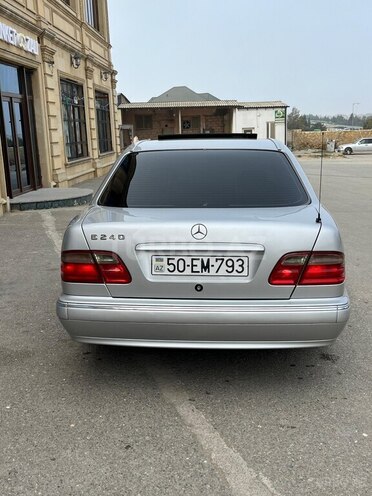 Mercedes E 240 2000, 372,835 km - 2.6 l - Bakı