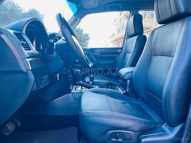 Mitsubishi Pajero 2014, 98,000 km - 3.5 l - Bakı
