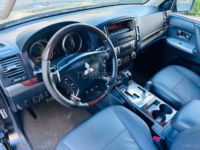 Mitsubishi Pajero 2014, 98,000 km - 3.5 l - Bakı