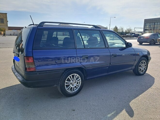 Opel Astra 1997, 300,000 km - 1.8 л - Sumqayıt
