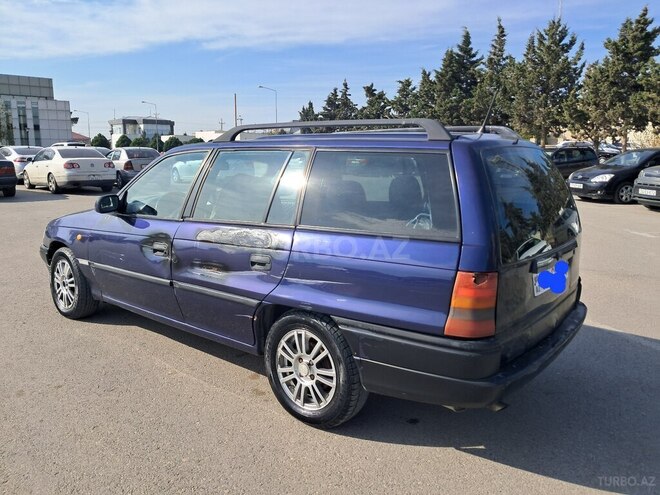 Opel Astra 1997, 300,000 km - 1.8 л - Sumqayıt