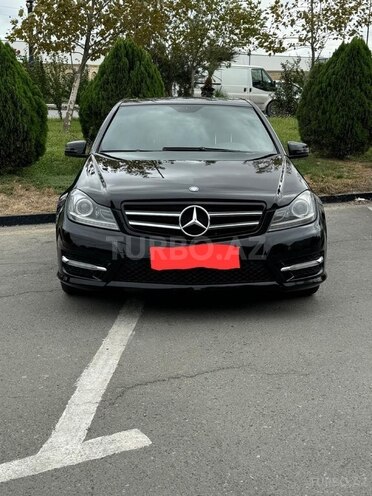 Mercedes C 180 2011, 177,000 km - 1.8 л - Bakı