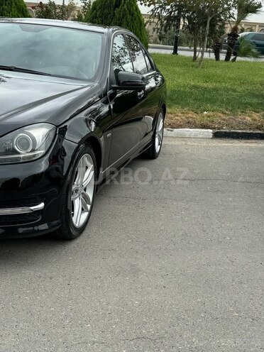 Mercedes C 180 2011, 177,000 km - 1.8 л - Bakı