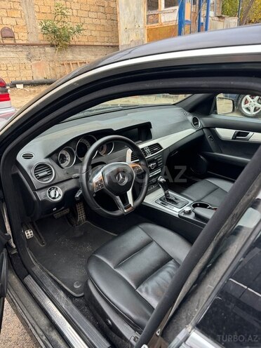 Mercedes C 180 2011, 177,000 km - 1.8 л - Bakı