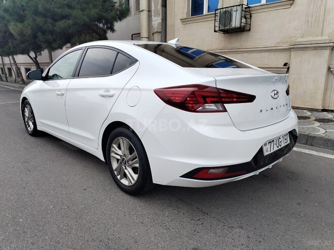 Hyundai Elantra 2019, 81,000 km - 2.0 л - Bakı