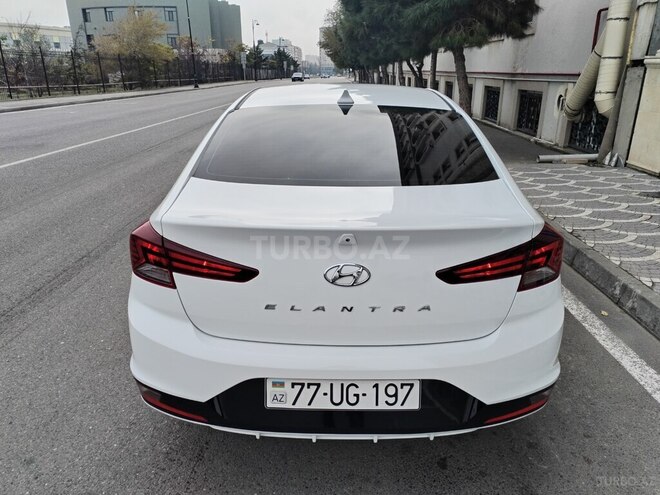 Hyundai Elantra 2019, 81,000 km - 2.0 л - Bakı
