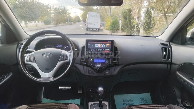 Hyundai i30 2010, 285,000 km - 1.6 l - Bakı