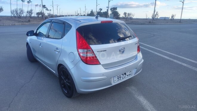Hyundai i30 2010, 285,000 km - 1.6 l - Bakı
