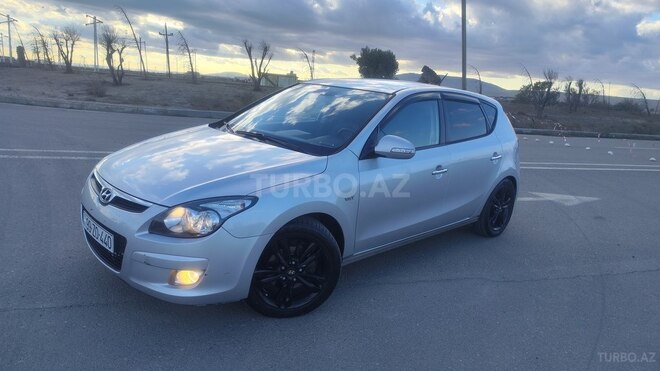 Hyundai i30 2010, 285,000 km - 1.6 l - Bakı