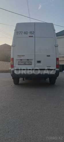 Ford Transit-4