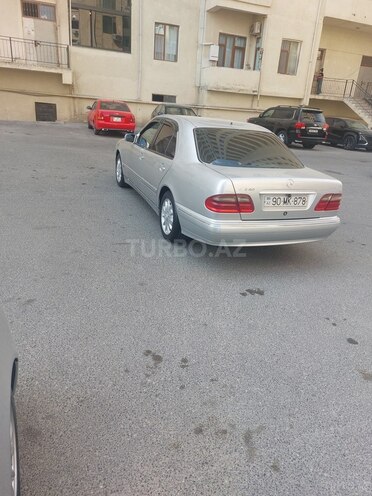 Mercedes E 240 2001, 375,000 km - 2.4 l - Bakı