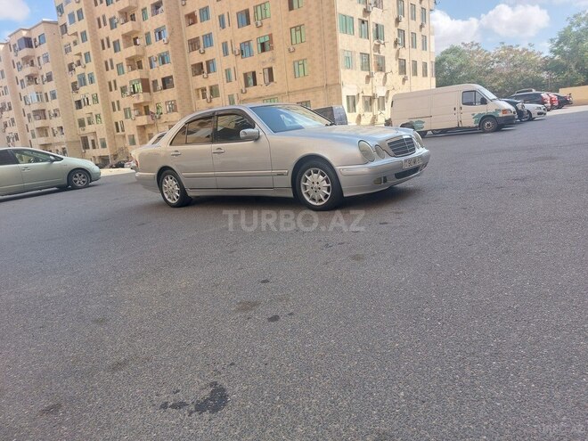 Mercedes E 240 2001, 375,000 km - 2.4 l - Bakı