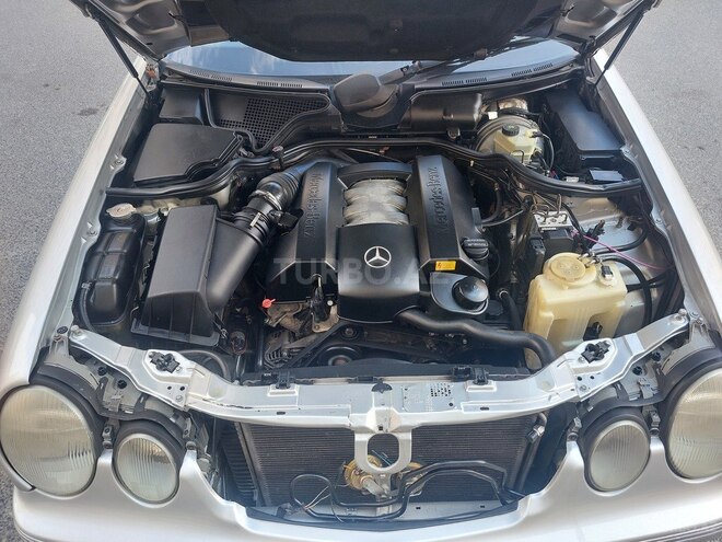 Mercedes E 240 2001, 375,000 km - 2.4 l - Bakı