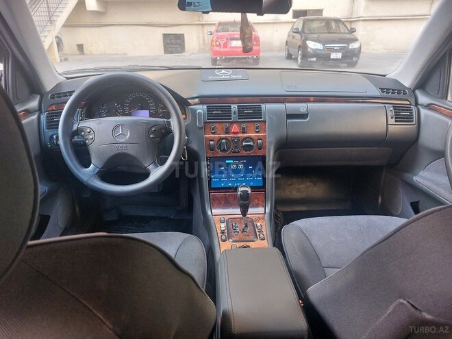 Mercedes E 240 2001, 375,000 km - 2.4 l - Bakı