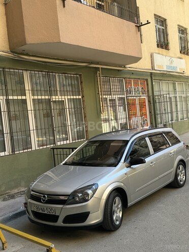 Opel Astra 2006, 180,000 km - 1.4 l - Bakı