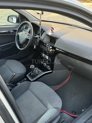 Opel Astra 2006, 180,000 km - 1.4 l - Bakı