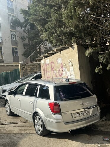 Opel Astra 2006, 180,000 km - 1.4 l - Bakı