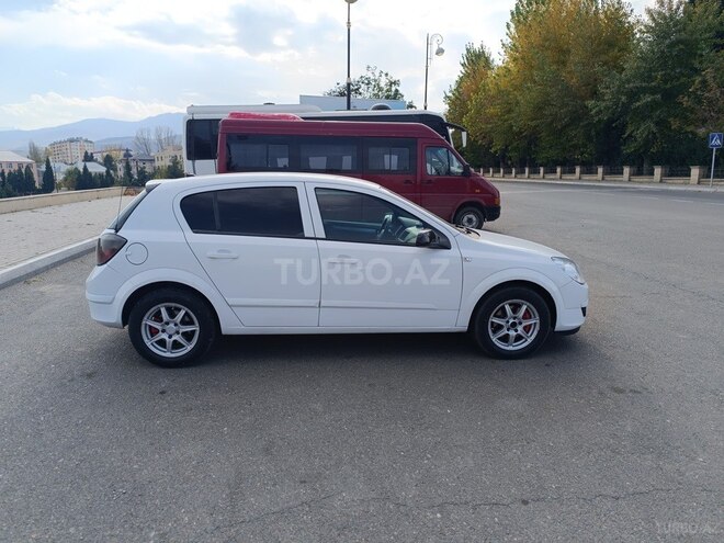 Opel Astra 2006, 294,123 km - 1.3 l - Gəncə