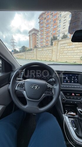 Hyundai Elantra 2018, 74,000 km - 2.0 л - Bakı