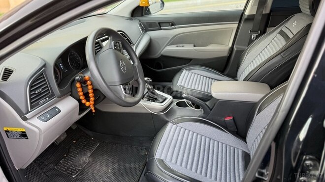 Hyundai Elantra 2018, 74,000 km - 2.0 л - Bakı