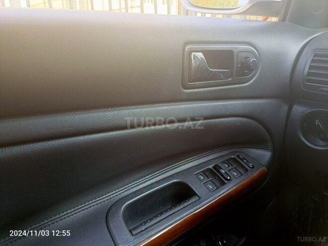 Volkswagen Passat 2004, 300,079 km - 1.8 l - Bakı