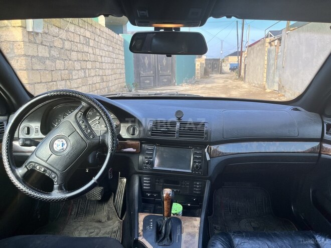 BMW 528 1998, 300,000 km - 2.8 l - Sumqayıt