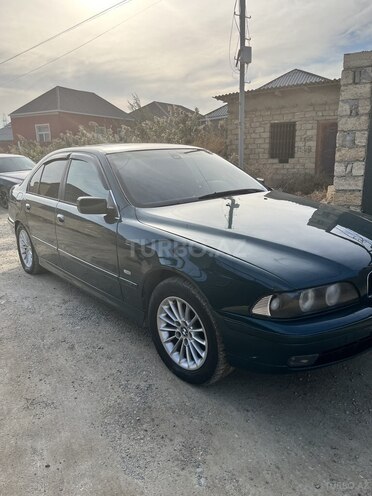 BMW 528 1998, 300,000 km - 2.8 l - Sumqayıt