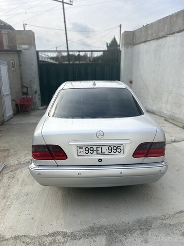 Mercedes E 240 1998, 390,000 km - 2.4 l - Bakı