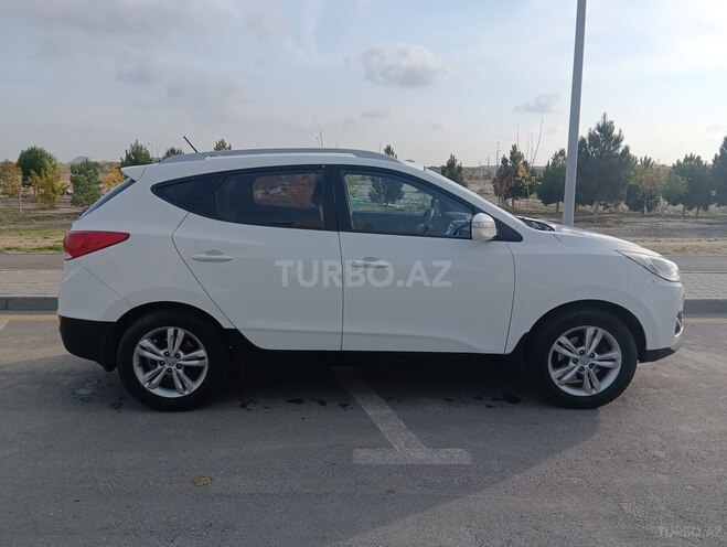 Hyundai ix35 2013, 355,000 km - 2.0 l - Bakı