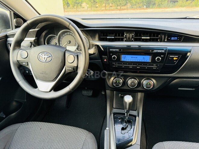 Toyota Corolla 2014, 140,000 km - 1.6 l - Bakı