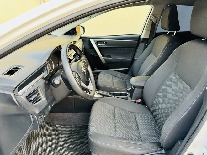 Toyota Corolla 2014, 140,000 km - 1.6 l - Bakı