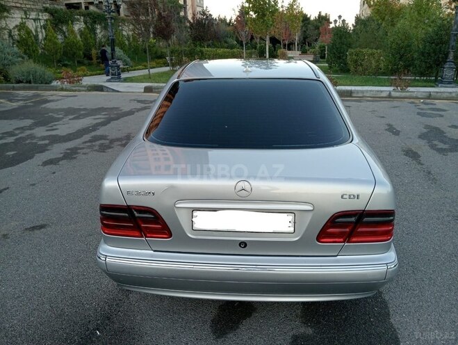 Mercedes E 220 d 2001, 480,000 km - 2.2 l - Bakı