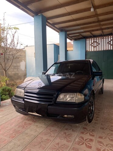 Mercedes C 200 2000, 500,000 km - 2.0 l - Bakı