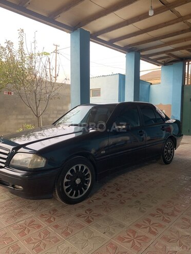 Mercedes C 200 2000, 500,000 km - 2.0 l - Bakı