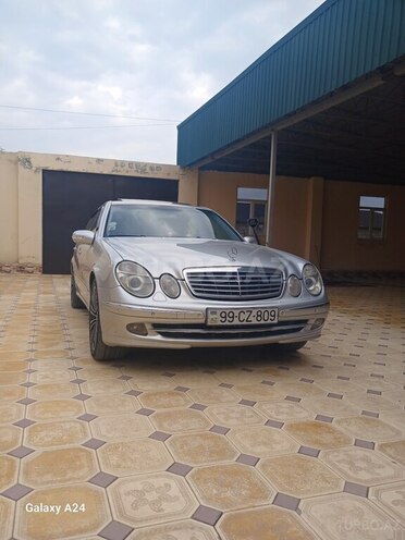 Mercedes E 240 2002, 400,000 km - 2.6 l - Tovuz