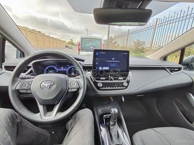Toyota Corolla 2023, 17,700 km - 1.8 l - Bakı