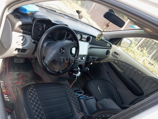 Mitsubishi Airtrek 2002, 414,000 km - 2.0 l - Sumqayıt