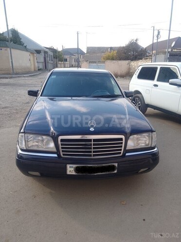 Mercedes C 200 1995, 260,000 km - 2.0 л - Gəncə