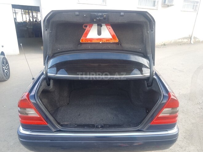 Mercedes C 200 1995, 260,000 km - 2.0 л - Gəncə