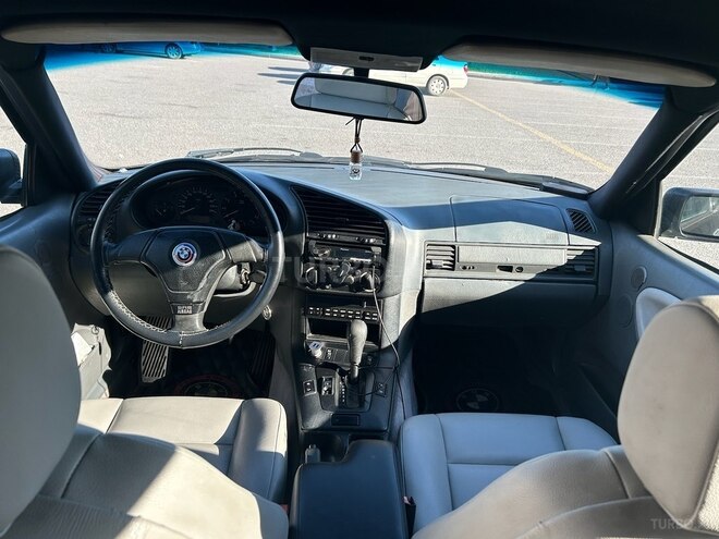 BMW 325 1995, 311,000 km - 2.5 l - Bakı