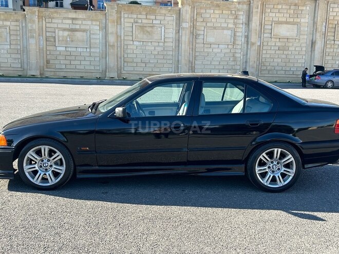 BMW 325 1995, 311,000 km - 2.5 l - Bakı
