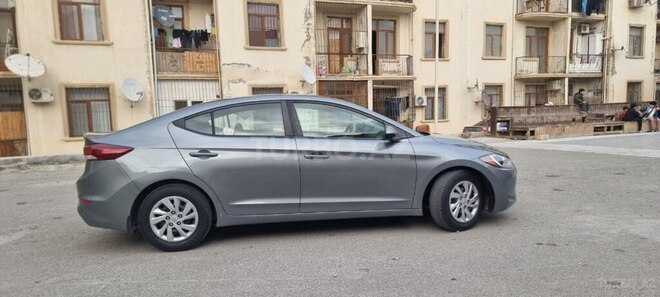 Hyundai Elantra 2017, 98,000 km - 2.0 l - Bakı