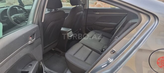 Hyundai Elantra 2017, 98,000 km - 2.0 l - Bakı
