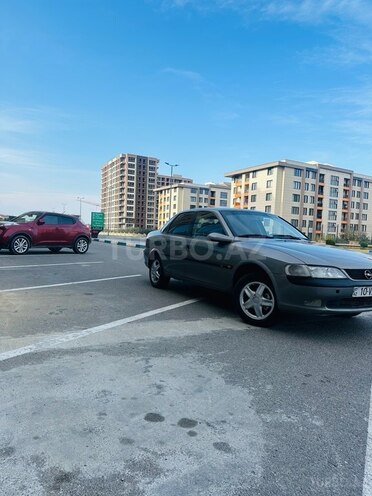 Opel Vectra 1996, 245,000 km - 1.8 l - Bakı