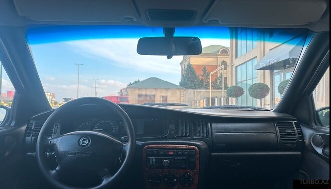 Opel Vectra 1996, 245,000 km - 1.8 l - Bakı