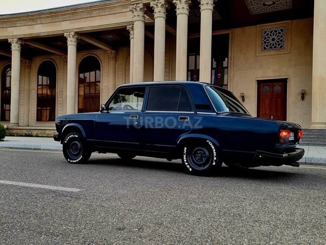 LADA (VAZ) 2107 2006, 160,000 km - 1.6 l - Ucar