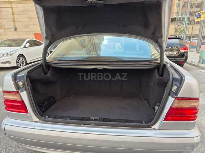 Mercedes E 240 1999, 327,900 km - 2.4 l - Xırdalan